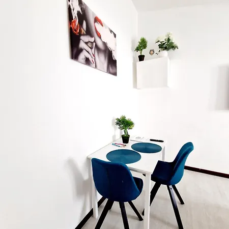 Homeholidaysanremo - Palace Appartement