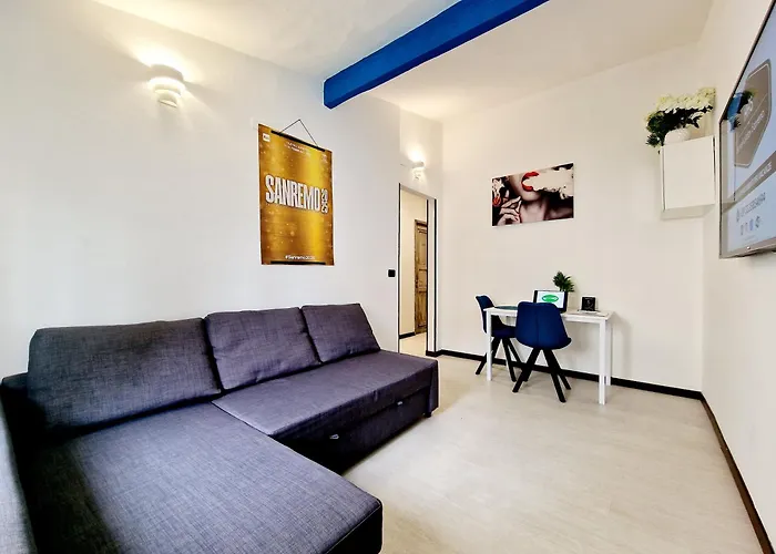 Apartment Homeholidaysanremo - Palace *