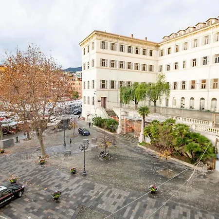 Homeholidaysanremo - Palace