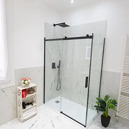 Homeholidaysanremo - Palace *