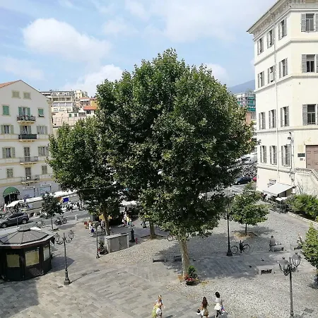 Homeholidaysanremo - Palace Appartement